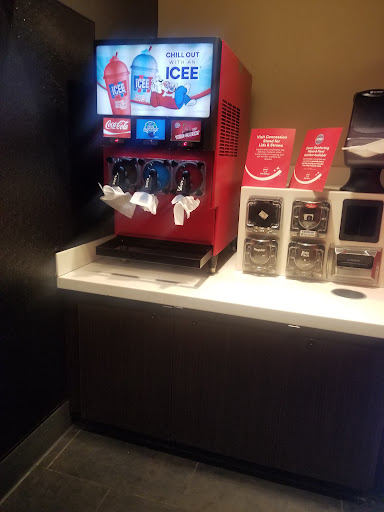 Movie Theater «AMC Bay Terrace 6», reviews and photos, 211-01 26th Ave, Bayside, NY 11360, USA