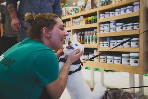 Pet Supply Store «Healthy Spot», reviews and photos, 1880 Newport Blvd, Costa Mesa, CA 92627, USA