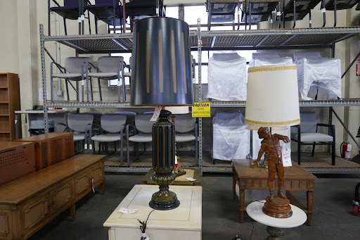 Used Office Furniture Store «TR Trading Company», reviews and photos, 15604 S Broadway, Gardena, CA 90248, USA