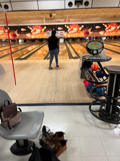Bowling Alley «Homefield Bowl», reviews and photos, 938 Saw Mill River Rd, Yonkers, NY 10710, USA