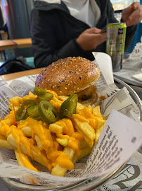 Hamburger du Restaurant de spécialités à base de poisson-pêcheur Le Fish'tro à Vélizy-Villacoublay - n°18