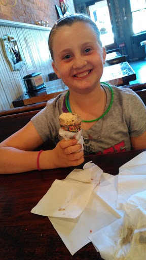 Ice Cream Shop «The Comfy Cow New Albany», reviews and photos, 109 E Market St, New Albany, IN 47150, USA