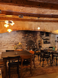 Atmosphère du Restaurant Murier sur Cèze à Montclus - n°11