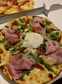 Plats et boissons du Pizzas à emporter BAR À PIZZA Tassin à Tassin-la-Demi-Lune - n°5