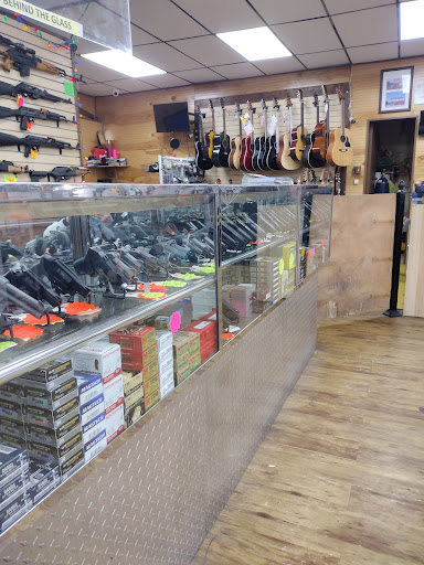 Pawn Shop «P & J Pawn», reviews and photos, 4501 Columbia Ave, Dallas, TX 75226, USA