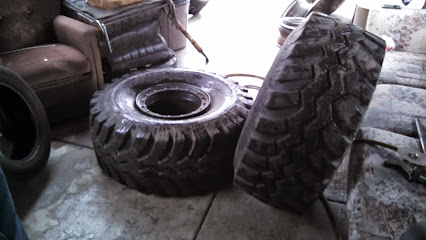 Chicos Tires