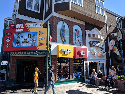 Sportswear Store «College Shop», reviews and photos, 2 Beach St, San Francisco, CA 94133, USA