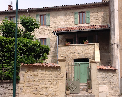 MaisonBrown | Self Catering Accommodation | Gîte in Barjac à Barjac