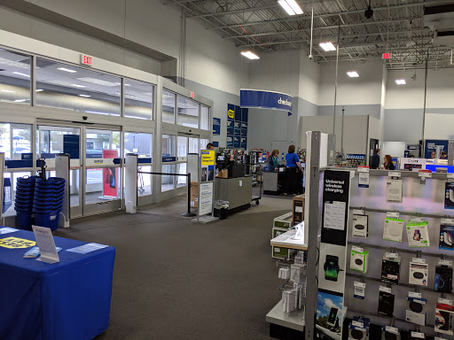Electronics Store «Best Buy», reviews and photos, 12909 Shops Pkwy, Bee Cave, TX 78738, USA