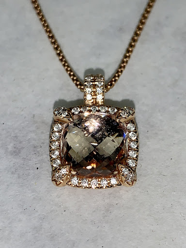 Consignment Shop «Sell Your Sole Consignment Boutique», reviews and photos, 2121 1st Ave Suite 101, Seattle, WA 98121, USA