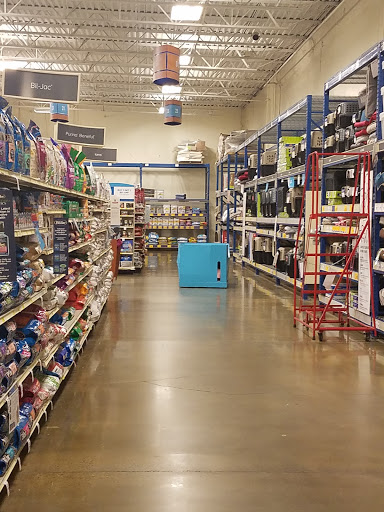Pet Supply Store «PetSmart», reviews and photos, 20 W University Pkwy, Orem, UT 84058, USA