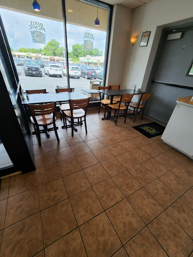 Shopping Mall «Lincoln Court Shopping Center», reviews and photos, 215 Lancaster Ave, Frazer, PA 19355, USA