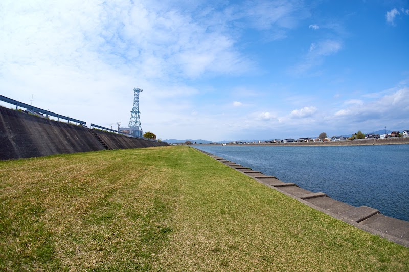 北島河川敷公園