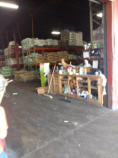 Wheel Alignment Service «Dickson Farmers Co-Op», reviews and photos, 705 Henslee Dr, Dickson, TN 37055, USA