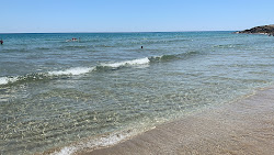Eloro Beach'in fotoğrafı geniş bir kıyı şeridi ile birlikte