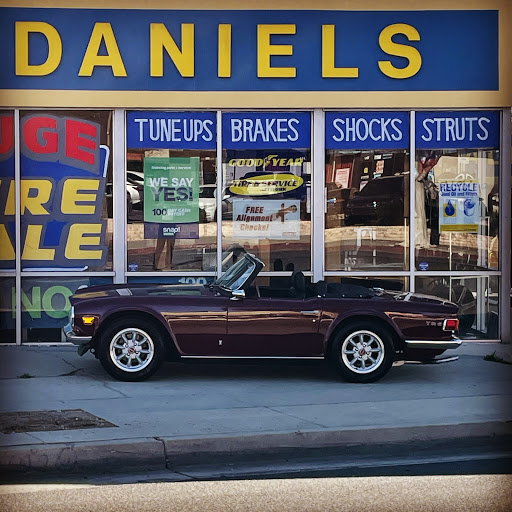 Daniels Tire Service image