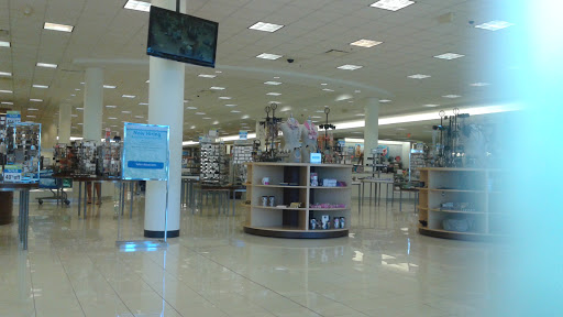Department Store «Bealls Store», reviews and photos, 2671 W Osceola Pkwy, Kissimmee, FL 34741, USA