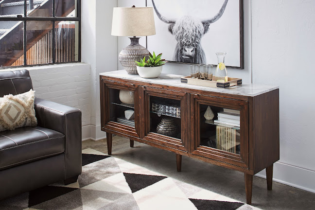 Opiniones de Ashley Furniture HomeStore en Viña del Mar - Tienda de muebles