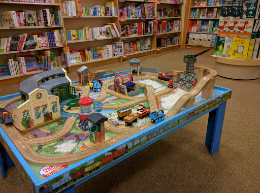 Book Store «Barnes & Noble Booksellers Baton Rouge», reviews and photos, 2590 Citiplace Ct, Baton Rouge, LA 70808, USA