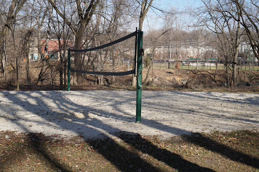 Park «Barcroft Park», reviews and photos, 4200 S Four Mile Run Dr, Arlington, VA 22206, USA