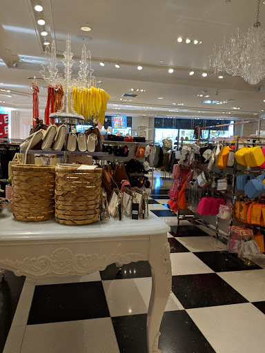Clothing Store «Forever 21», reviews and photos, 1192 Locust St, Walnut Creek, CA 94596, USA