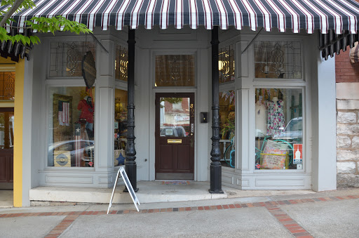 Boutique «Oak & Lace», reviews and photos, 802 S Main St, Columbia, TN 38401, USA