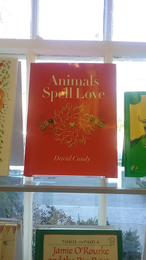 Book Store «Eight Cousins Books», reviews and photos, 189 Main St, Falmouth, MA 02540, USA