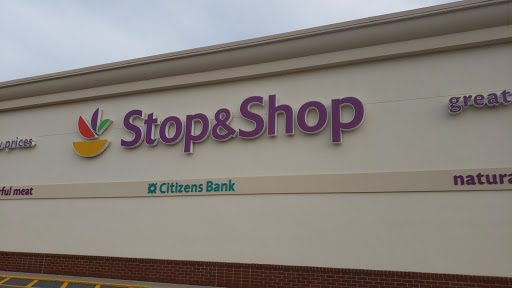 Grocery Store «Super Stop & Shop», reviews and photos, 446 Putnam Pike, Greenville, RI 02828, USA