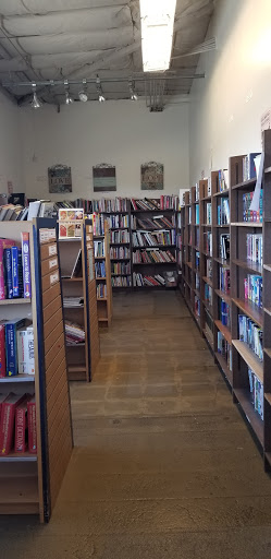 Thrift Store «Hinds Hospice Thrift Store», reviews and photos, 115 Shaw Ave, Clovis, CA 93612, USA