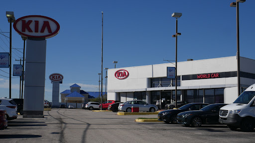 Car Dealer «Legend Kia», reviews and photos, 12115 I-35, San Antonio, TX 78233, USA