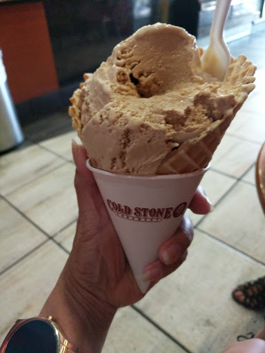 Ice Cream Shop «Cold Stone Creamery», reviews and photos, 1859 W 11th St C-6, Tracy, CA 95376, USA