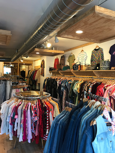 Vintage Clothing Store «Good Style Shop», reviews and photos, 817 E Johnson St, Madison, WI 53703, USA