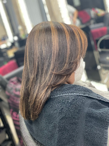 Beauty Salon «Mary Dominican Beauty Salon», reviews and photos, 736 Broadway, Newark, NJ 07104, USA