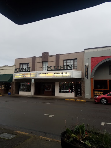 Movie Theater «Kuhn Cinema», reviews and photos, 668 S Main St, Lebanon, OR 97355, USA