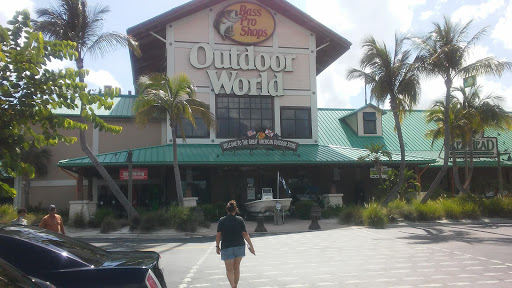 Sporting Goods Store «Bass Pro Shops», reviews and photos, 10040 Gulf Center Dr, Fort Myers, FL 33913, USA