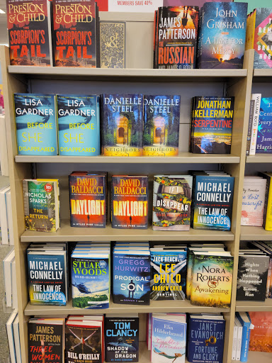 Book Store «Barnes & Noble», reviews and photos, 2751 Paper Mill Rd, Wyomissing, PA 19610, USA