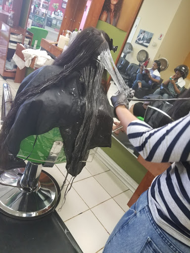Hair Salon «ESTHER DOMINICAN HAIR SALON», reviews and photos, 2090 Lawrenceville-Suwanee Rd, Suwanee, GA 30024, USA