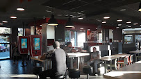 Atmosphère du Restaurant KFC Marseille Les Arnavaux - n°16