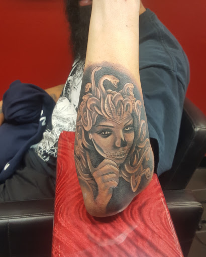 Tattoo Shop «Ink Sanity», reviews and photos, 31089 Riverside Dr, Lake Elsinore, CA 92530, USA