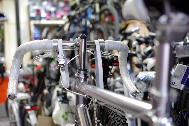 Comentarii opinii despre Belvárosi Bringabolt