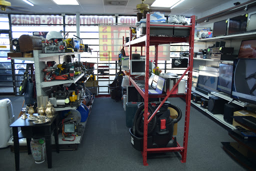 Pawn Shop «KB PAWN LOAN», reviews and photos, 11102 Briar Forest Dr, Houston, TX 77042, USA