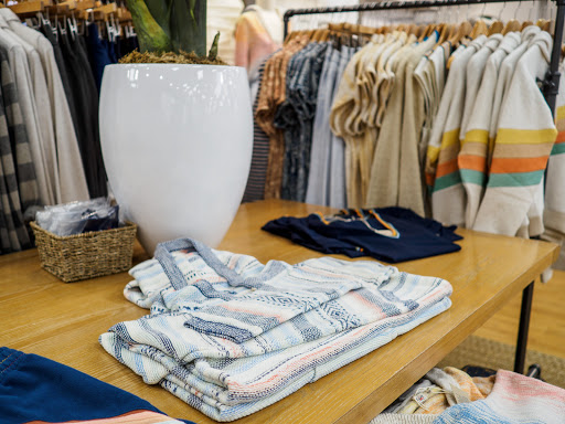 Sporting Goods Store «Darien Sport Shop», reviews and photos, 1127 Post Rd, Darien, CT 06820, USA