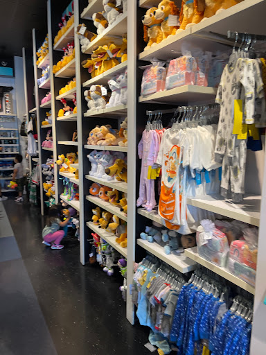 Toy Store «Disney Store», reviews and photos, 500 Ventura Blvd, Camarillo, CA 93010, USA