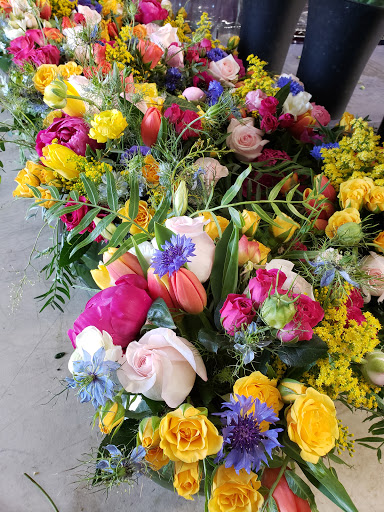 Florist «Louis Gardens Florist», reviews and photos, 1251 S Beach Blvd q, La Habra, CA 90631, USA