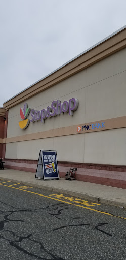 Grocery Store «Super Stop & Shop», reviews and photos, 600 Kinderkamack Rd, Emerson, NJ 07630, USA