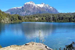 Mirador Lago Moreno image