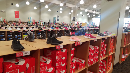 Shoe Store «Off Broadway Shoe Warehouse», reviews and photos, 8510 Northfield Blvd #1810, Denver, CO 80238, USA