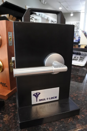 Locksmith «American Eagle Locksmith», reviews and photos, 3484 Hendersonville Rd, Fletcher, NC 28732, USA