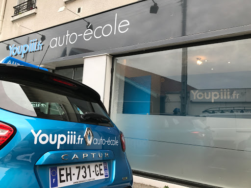 Youpiii Auto-École à Bron, Rhône