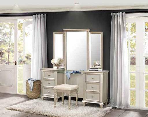 Discount Store «Dallas Dinettes Furniture Center», reviews and photos, 11277 N Stemmons Fwy, Dallas, TX 75229, USA